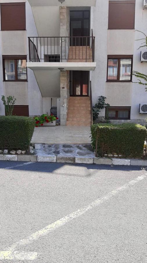 Dolce Vita Sea View Apartment Sveti Vlas Bagian luar foto