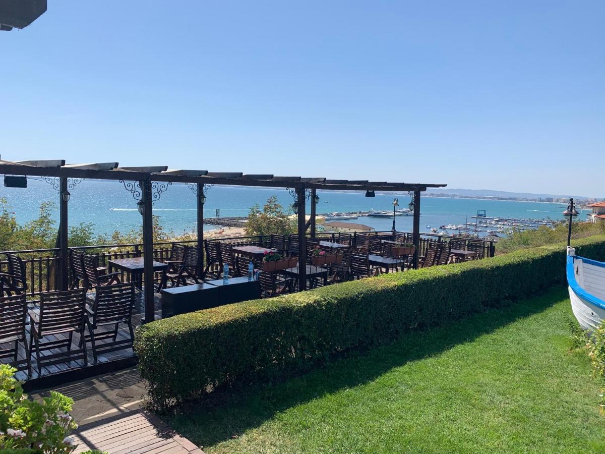 Dolce Vita Sea View Apartment Sveti Vlas Bagian luar foto